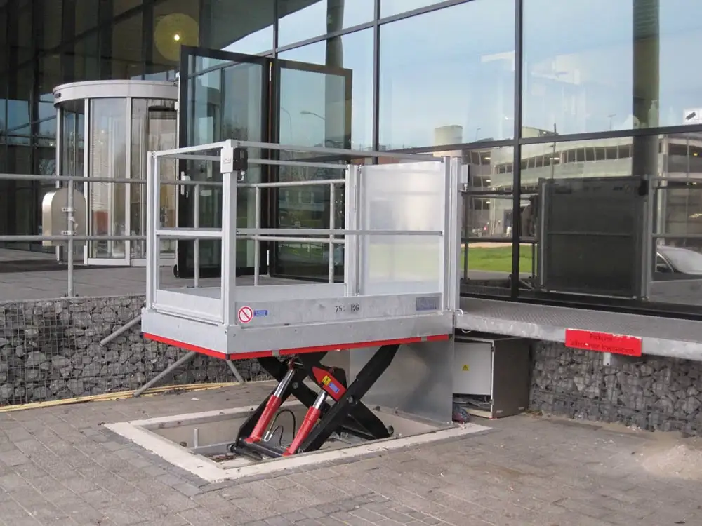 Cargo/Freight Elevator